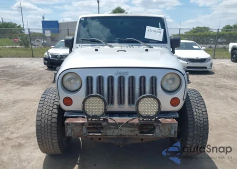 2009 Jeep Wrangler X from USA, damaged, VIN 1J4FA24189L755392